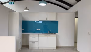 20 Person Sublet Office