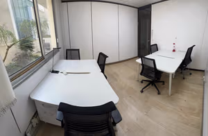 1 Person Coworking Desk