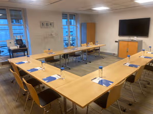 3 Person Private Office