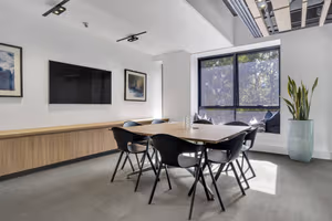 6 Person Coworking Desk