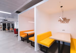 1 Person Private Office