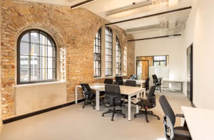 4 Person Private Office