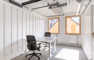 4 Person Private Office