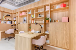 1 Person Coworking Desk