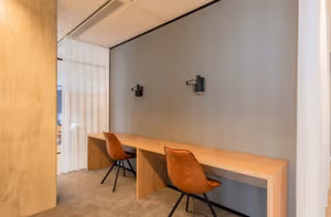 5 Person Private Office