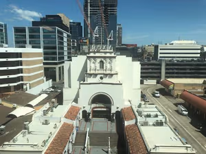 14 Person Private Office