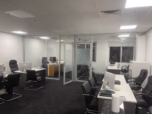 1 Person Shared Office