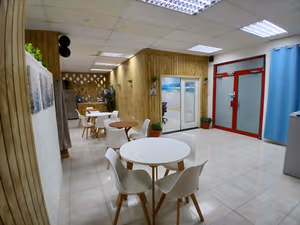 1 Person Coworking Desk