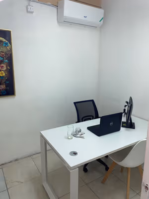 1 Person Private Office