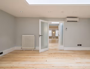 4 Person Enterprise Suite