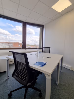 1 Person Private Office