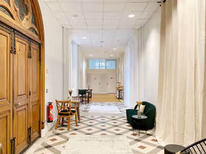 3 Person Private Office