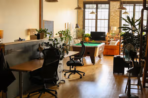 1 Person Coworking Desk