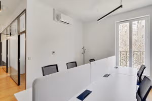 10 Person Private Office