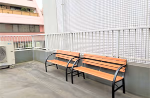 1 Person Private Office