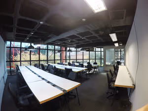 6 Person Coworking Desk