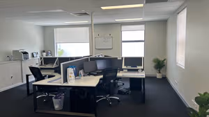 3 Person Shared Office