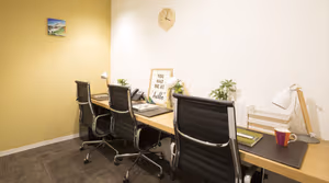 5 Person Private Office