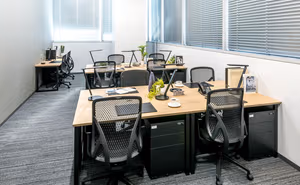 5 Person Private Office