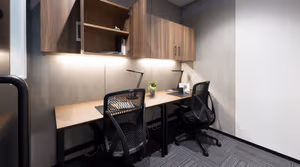 10 Person Private Office