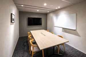10 Person Private Office
