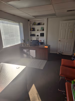 1 Person Private Office