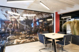 90 Person Private Office