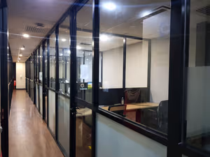 1 Person Coworking Desk