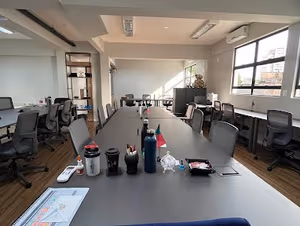 5 Person Coworking Desk