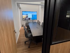 1 Person Coworking Desk