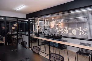 3 Person Coworking Desk