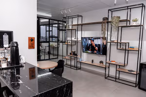 1 Person Coworking Desk