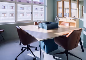 4 Person Private Office