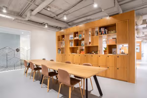 10 Person Private Office