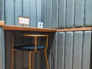 29 Person Private Office