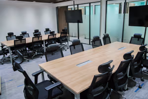 1 Person Coworking Desk