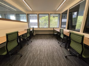 1 Person Coworking Desk