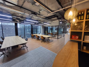 9 Person Private Office