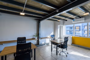 4 Person Private Office