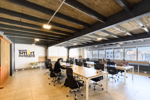 4 Person Coworking Desk