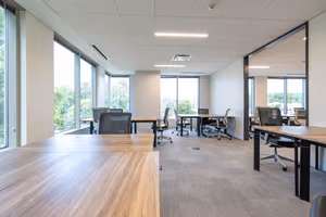 1 Person Shared Office