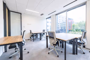 5 Person Coworking Desk