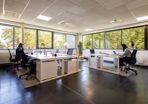 1 Person Coworking Desk