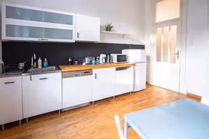 4 Person Private Office