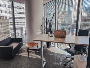 15 Person Private Office