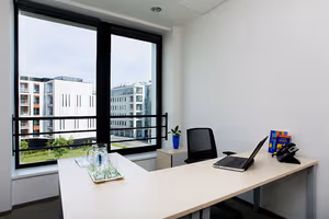 15 Person Private Office