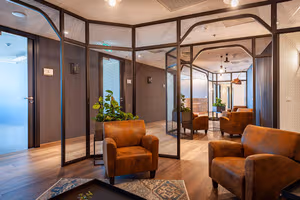 10 Person Private Office
