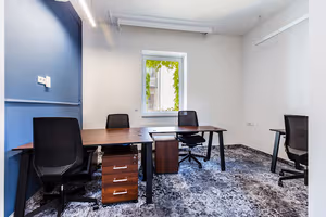 12 Person Private Office