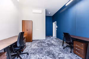 30 Person Private Office