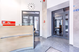 11 Person Private Office